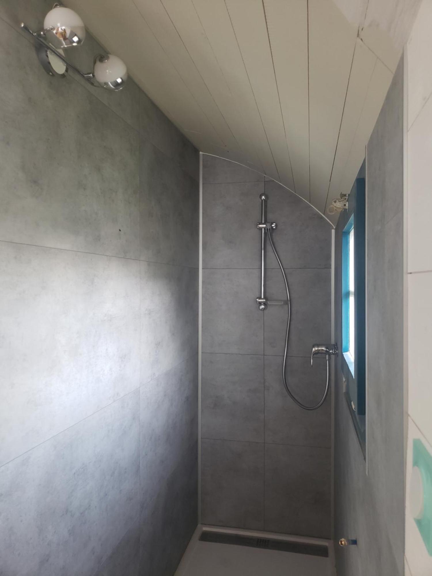 La Roulotte Tiny House Du Mond'Ideal Leval  Luaran gambar