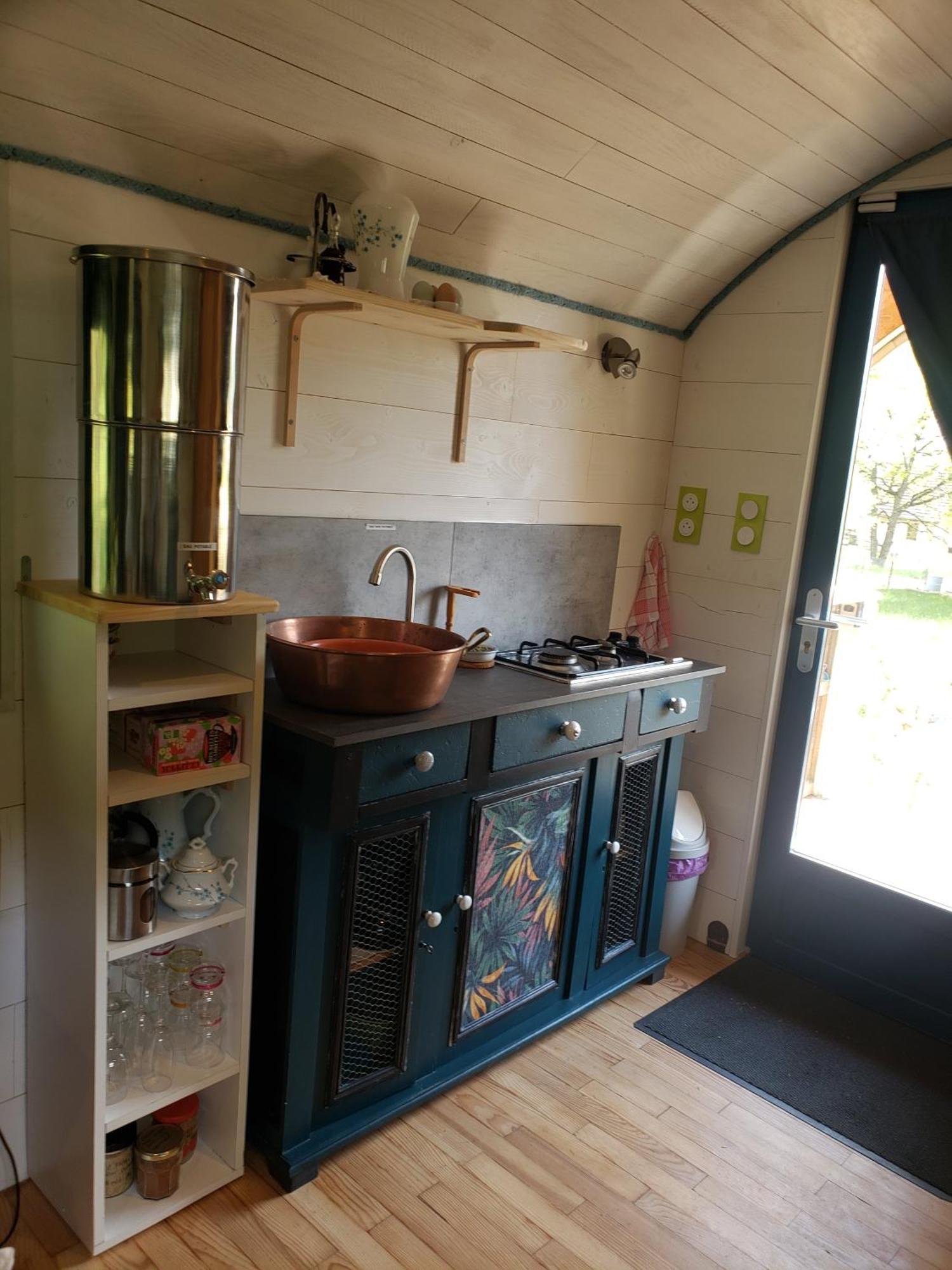 La Roulotte Tiny House Du Mond'Ideal Leval  Luaran gambar